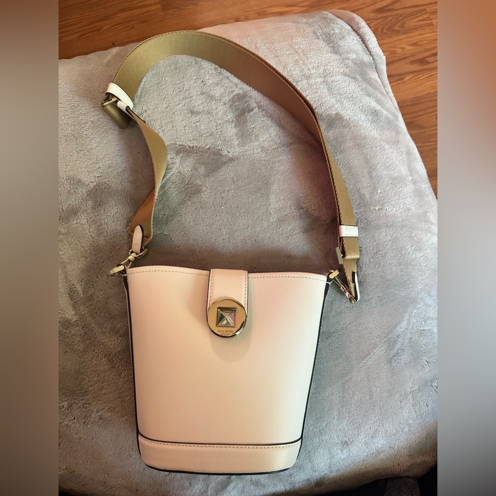Kate Spade Audrey mini bucket white shoulder bag - Picture 9 of 9